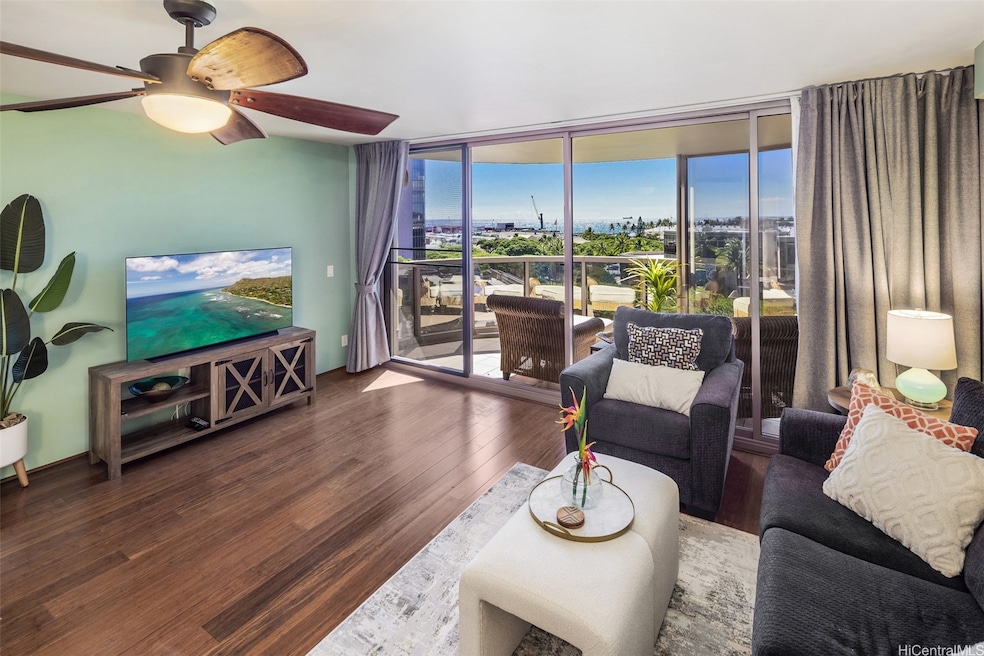 Under Contract $595,000 • Co-Listing Agent