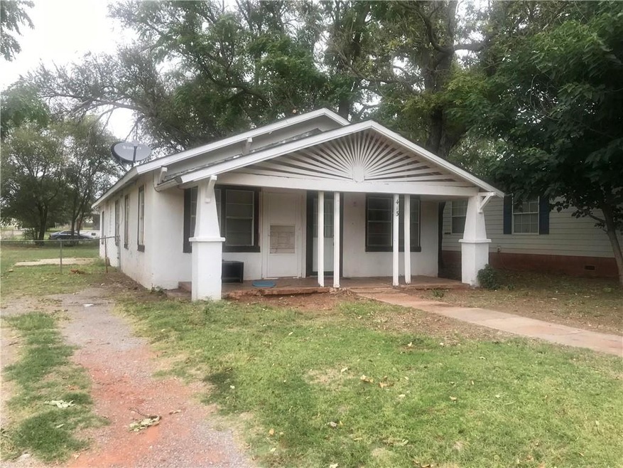 Investment Opportunity at 413 Locust, Sayre, OK