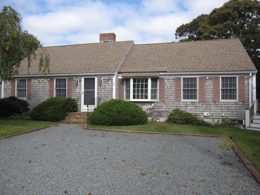18 Edgewood Rd, Harwich Port, MA 02646 - photo 1