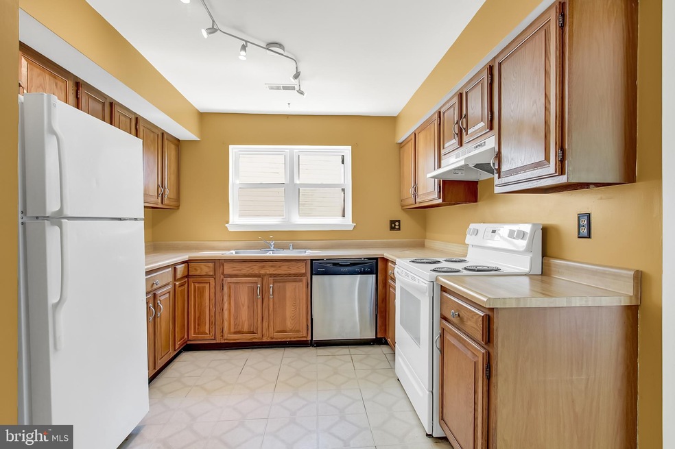 306 Winterberry Dr, Edgewood, MD 21040 - photo 1