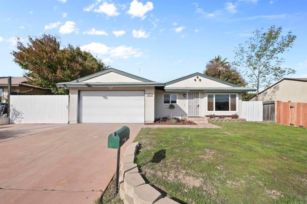 10036 Three Oaks Way, Santee, CA 92071 - photo 1