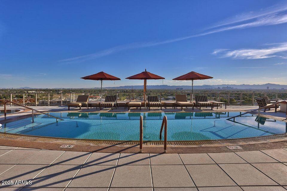 Residences at 2211 Camelback unit 604, Phoenix, AZ 85016 - photo 1