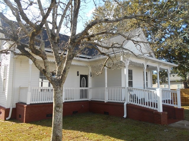 401 N Stevens St, Thomasville, GA 31792 - photo 1