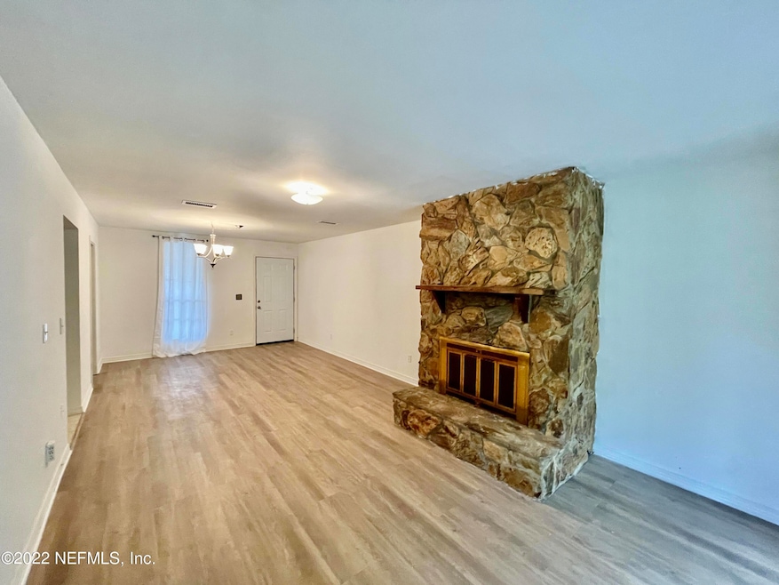 1550 El Camino Rd unit 2, Jacksonville, FL 32216 - photo 1