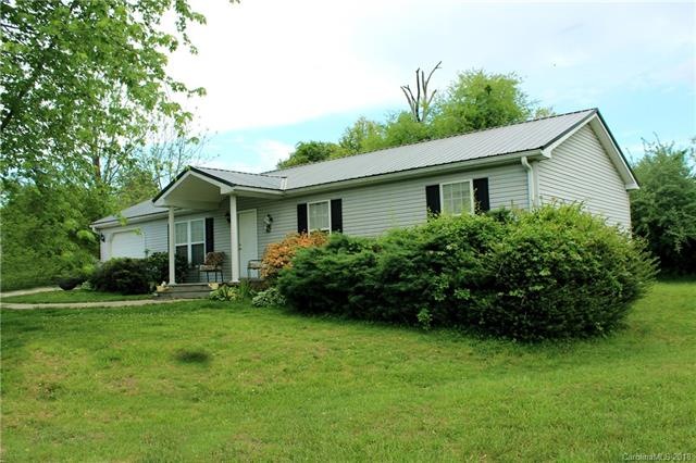 Nice yard in neat subdivision