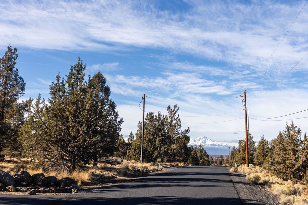 20945 SW Gift Rd, Bend, OR 97703 - photo 1