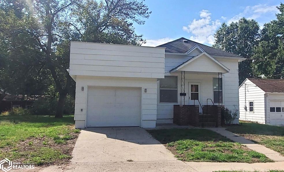 311 7th St, Ida Grove, IA 51445 - photo 1