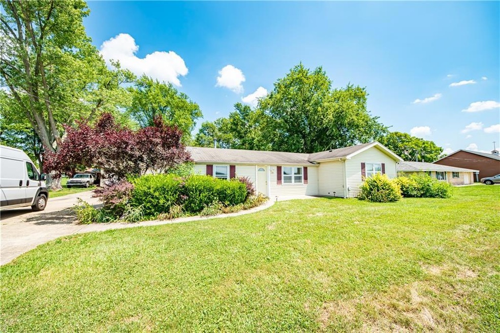 4991 N 200 W, Columbus, IN 47201 - photo 1