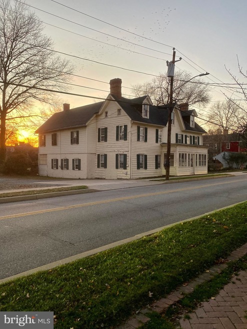 108 Maple Ave, Chestertown, MD 21620 - photo 1