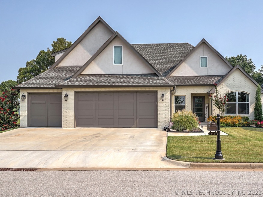 610 Fairway Dr, Broken Arrow, OK 74011 - photo 1