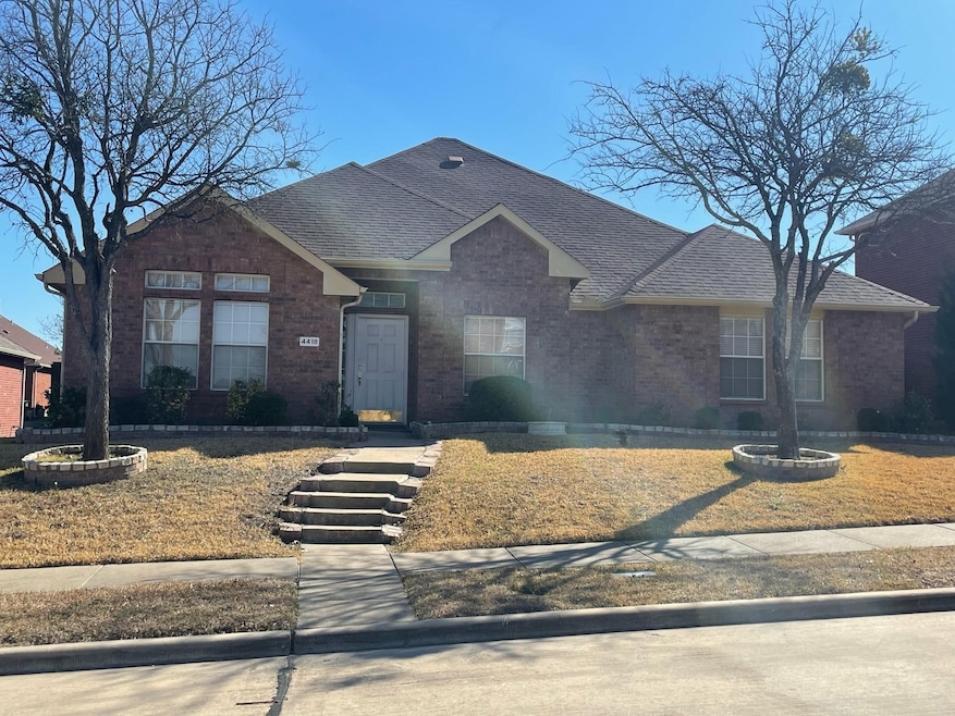 4418 Grantham Dr, Garland, TX 75043 - photo 1