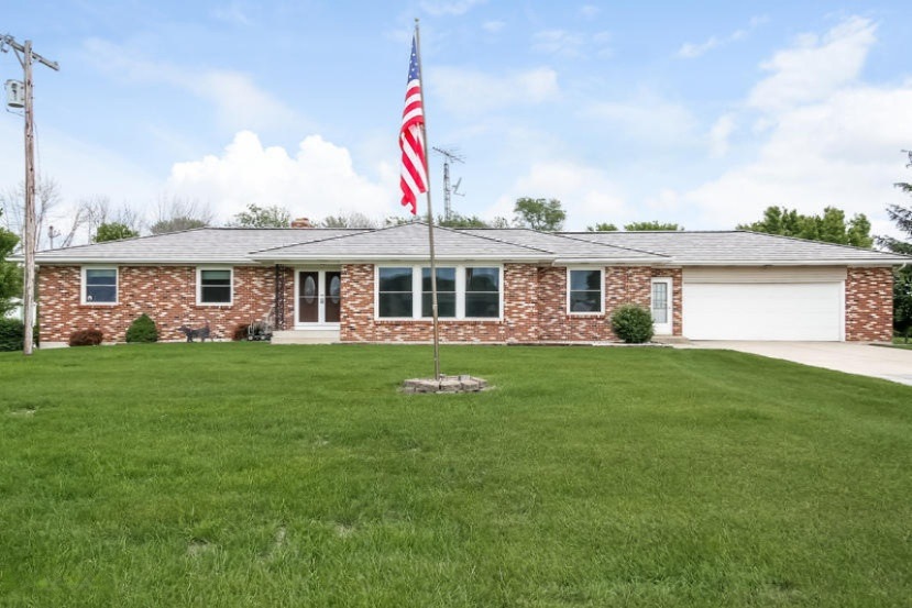 001-Front_View-1815747-small