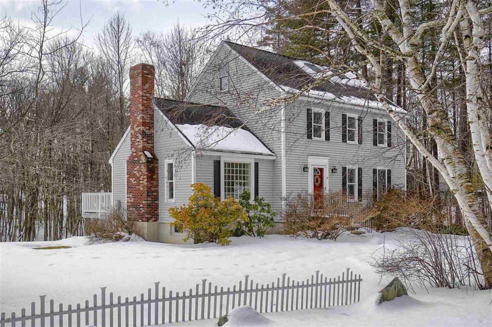 37 English Range Rd, Derry, NH 03038 - photo 1