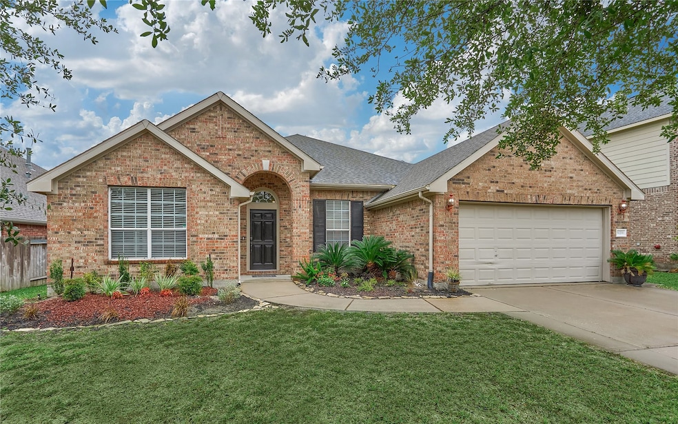 31231 Ribbonwood Park Ln, Spring, TX 77386 - photo 1