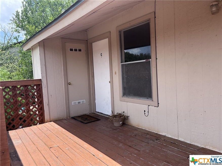 707 Bracewood Cir unit C, San Marcos, TX 78666 - photo 1