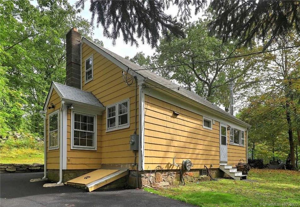 8 Wolfpit Ln, Wilton, CT 06897 - photo 1