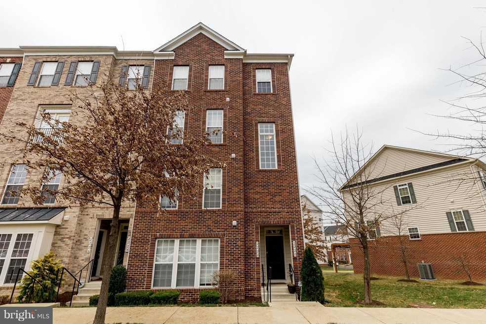 2220 Merseyside Dr unit 75, Woodbridge, VA 22191 - photo 1