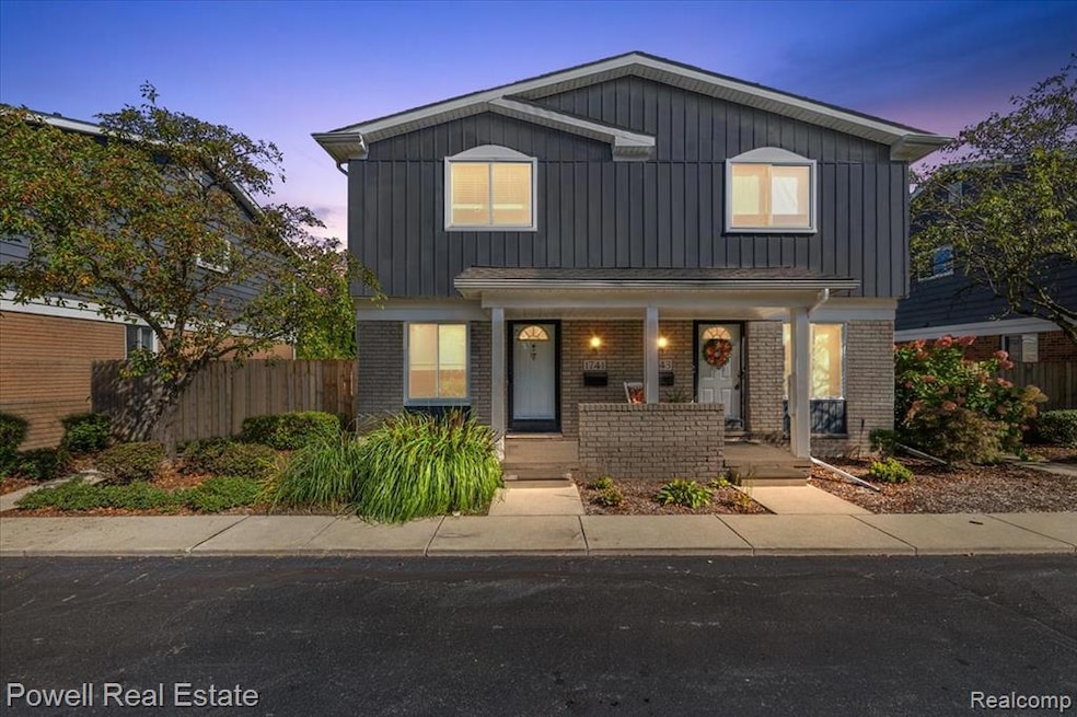 For Rent $2,400/month • Co-Listing Agent