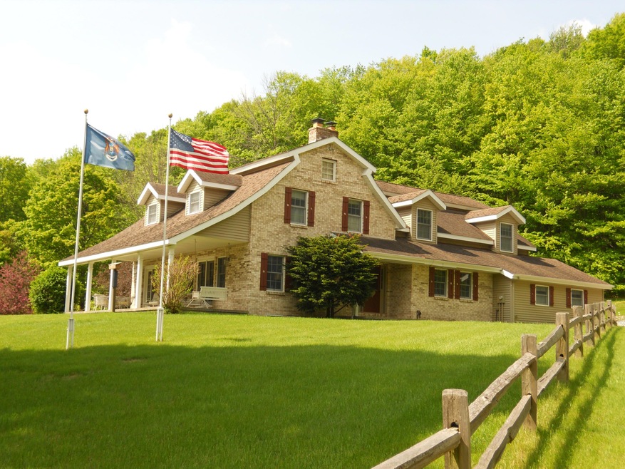 939 Sturgeon Valley Rd W, Vanderbilt, MI 49795 - photo 1