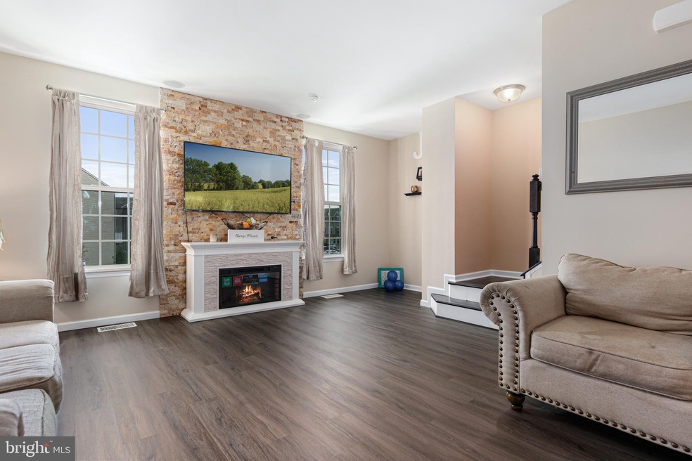 46 Benford Ln, Edgewater Park, NJ 08010 - photo 1