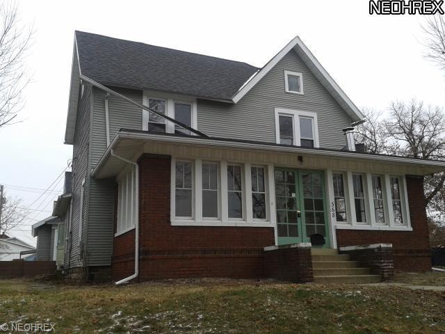 368 S 4th St, Coshocton, OH 43812 - photo 1