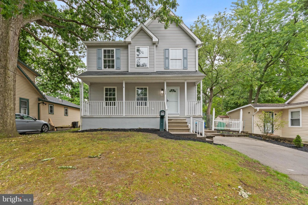 125 Pine Ave, Runnemede, NJ 08078 - photo 1
