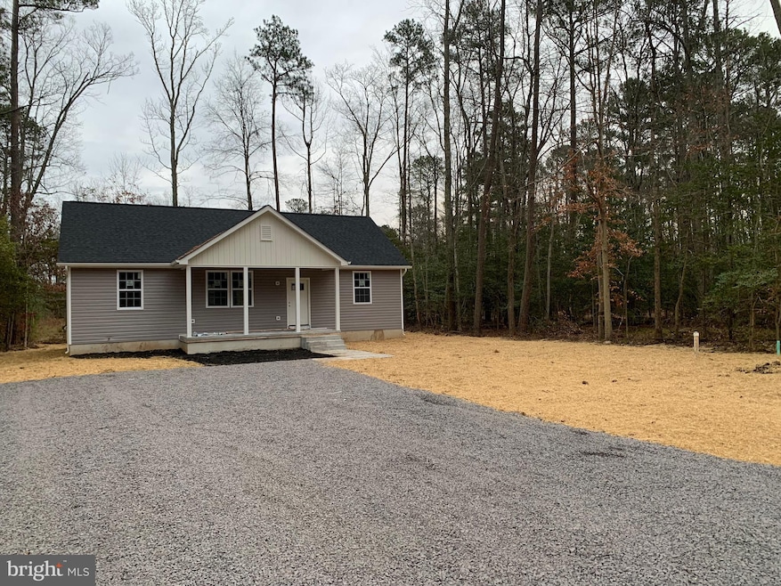 34 Wildwood Rd, Colonial Beach, VA 22443 - photo 1