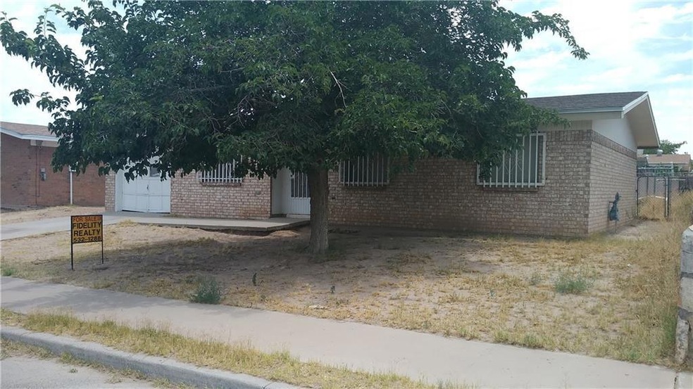 547 Riverview Cir, El Paso, TX 79915 - photo 1