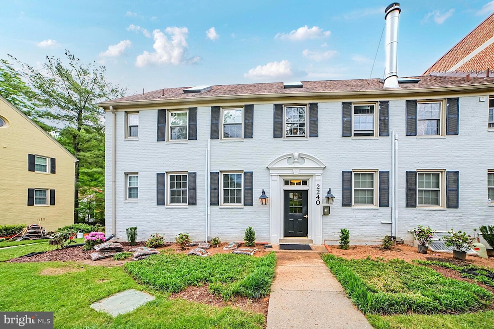 2240 Washington Ave unit 101A, Silver Spring, MD 20910 - photo 1