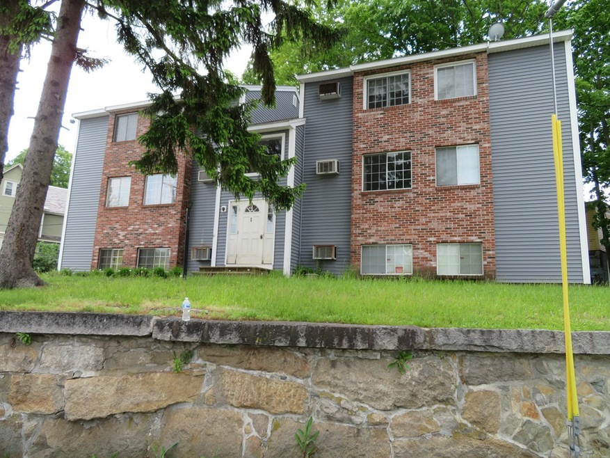 1 19th St unit 4, Lowell, MA 01850 - photo 1