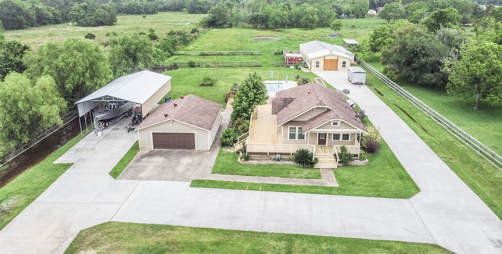 17219 Fir Rd, Alvin, TX 77511 - photo 1