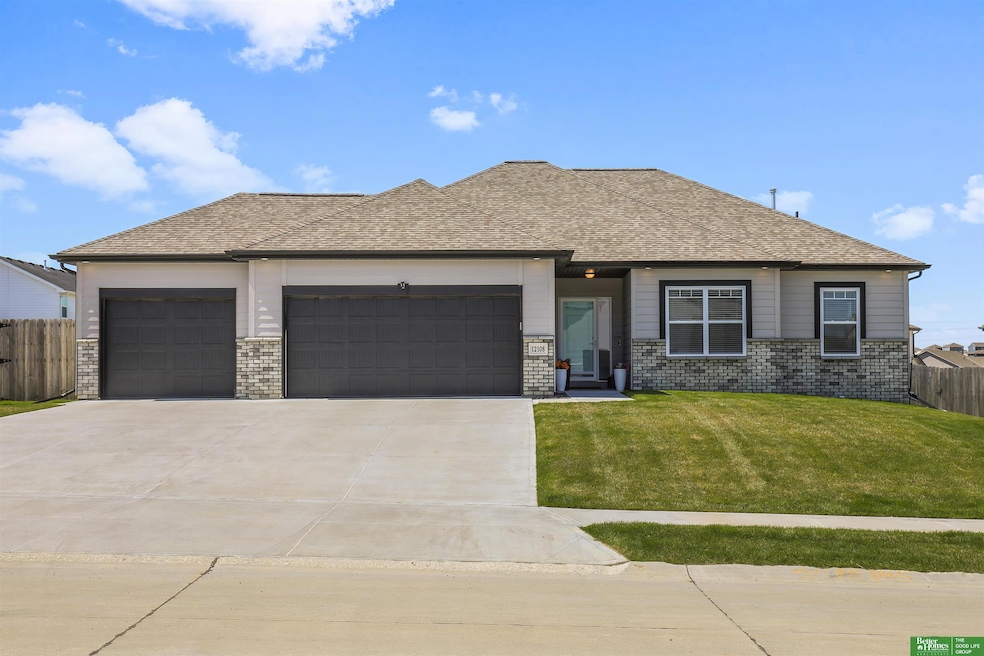 Sold $465,000