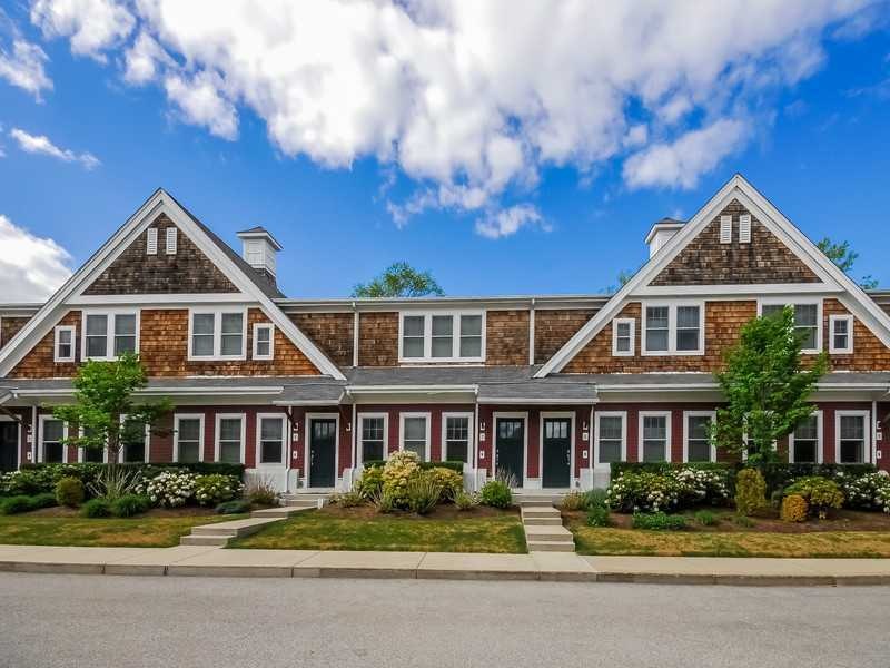 265 Post Rd unit 7, Warwick, RI 02888 - photo 1