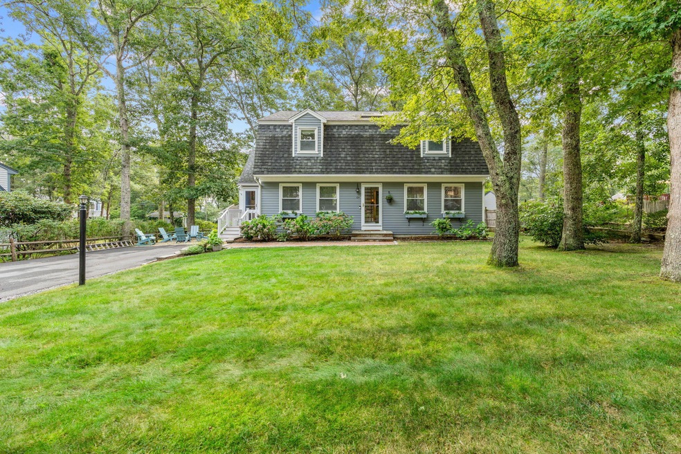 104 Pond Cir, Mashpee, MA 02649 - photo 1