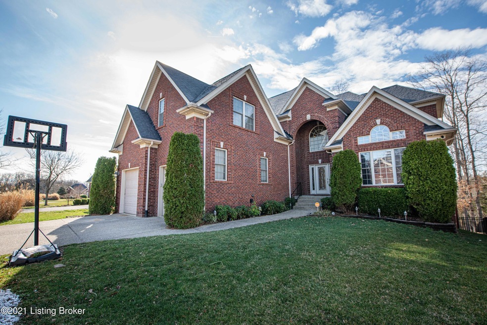 11118 Radleigh Ln, Louisville, KY 40291 - photo 1