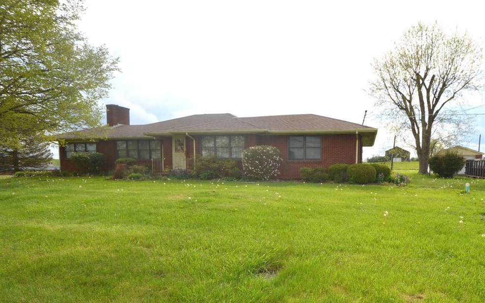 416 E Main St, Burgin, KY 40310 - photo 1