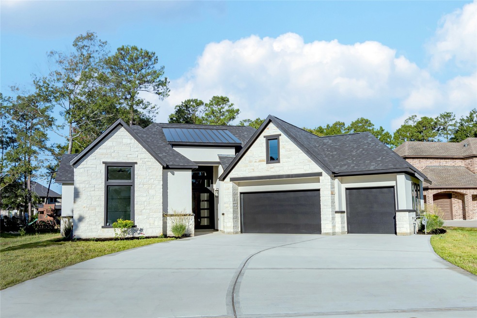 27811 Golden Oak Chase Ct, Spring, TX 77386 - photo 1