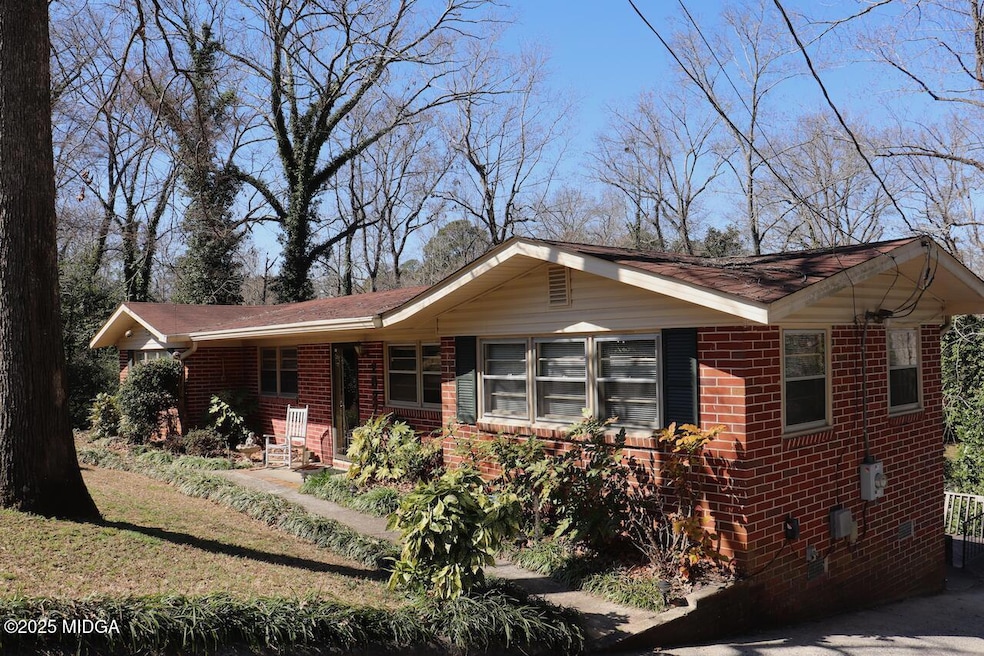 1-2827 Pierce Dr N 7
