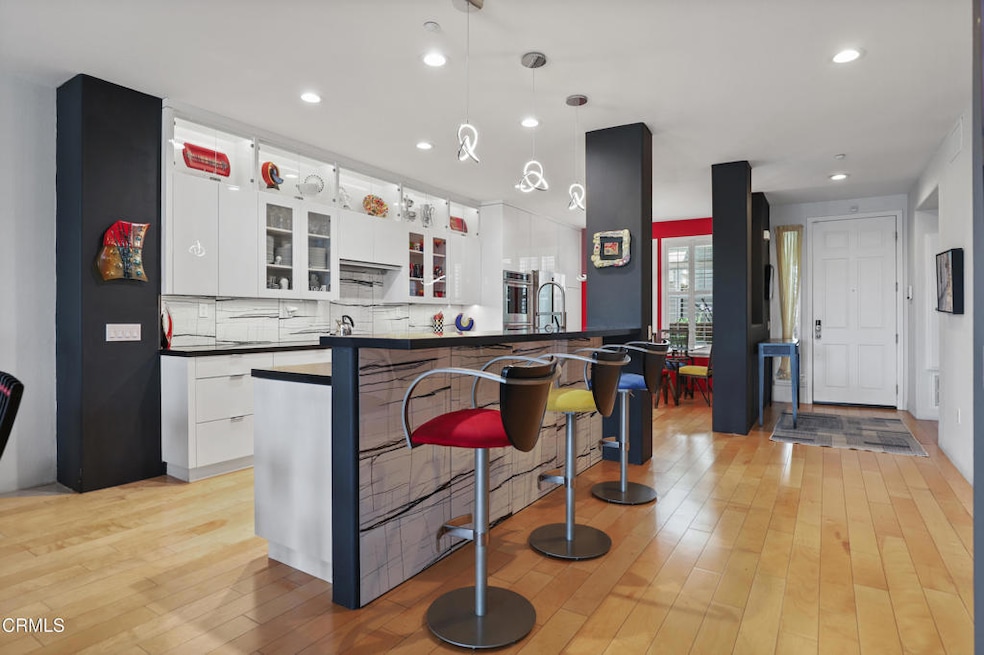 Sold $950,000 • Co-Listing Agent