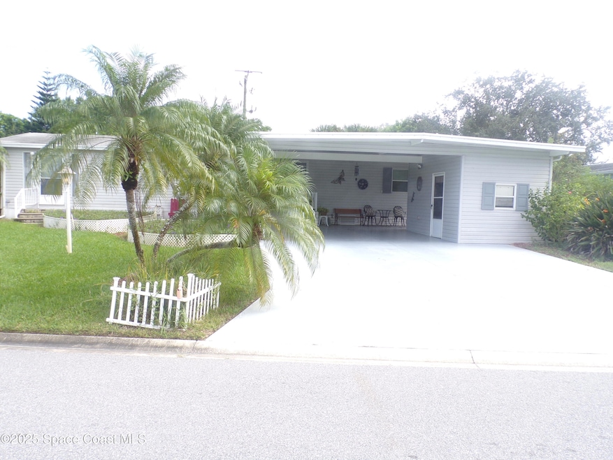 287 Papaya Cir, Sebastian, FL 32976 - photo 1