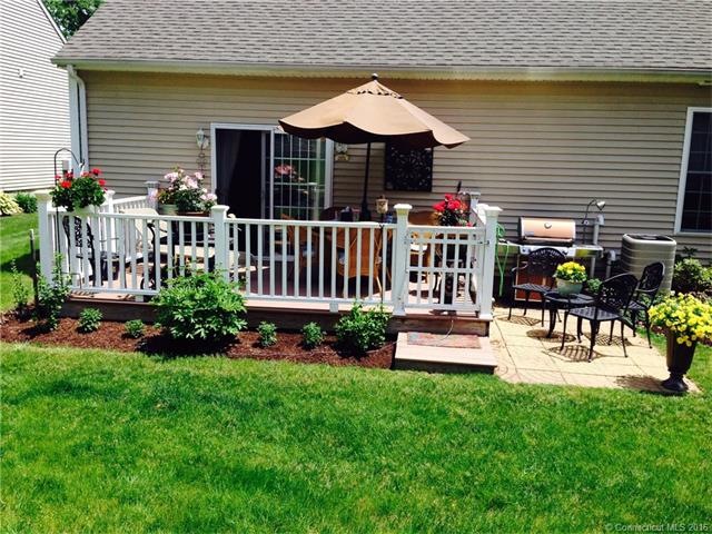 2950 State St unit 16, Hamden, CT 06517 - photo 1