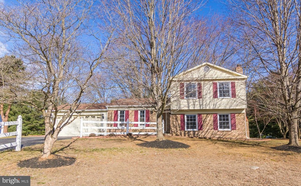 522 Tanglewood Dr, Sykesville, MD 21784 - photo 1