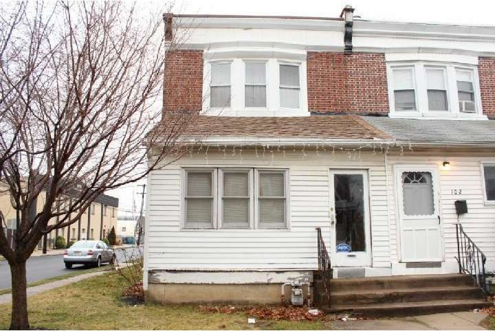 100 Jackson Ave, Darby, PA 19023 - photo 1