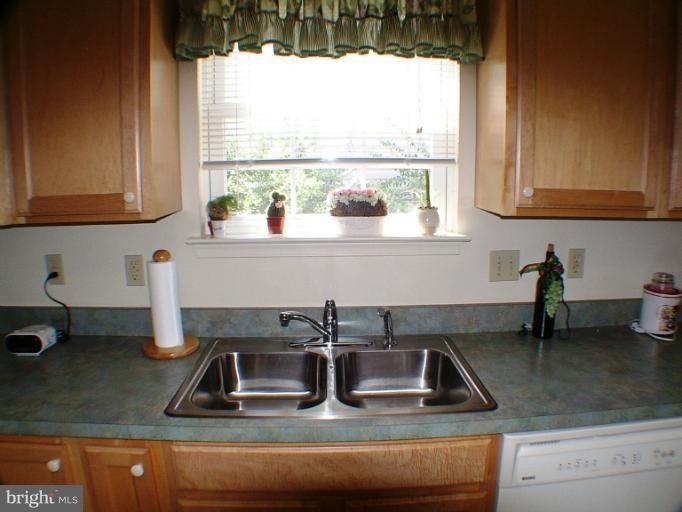 203 Cranberry Ct, Winchester, VA 22602 - photo 1