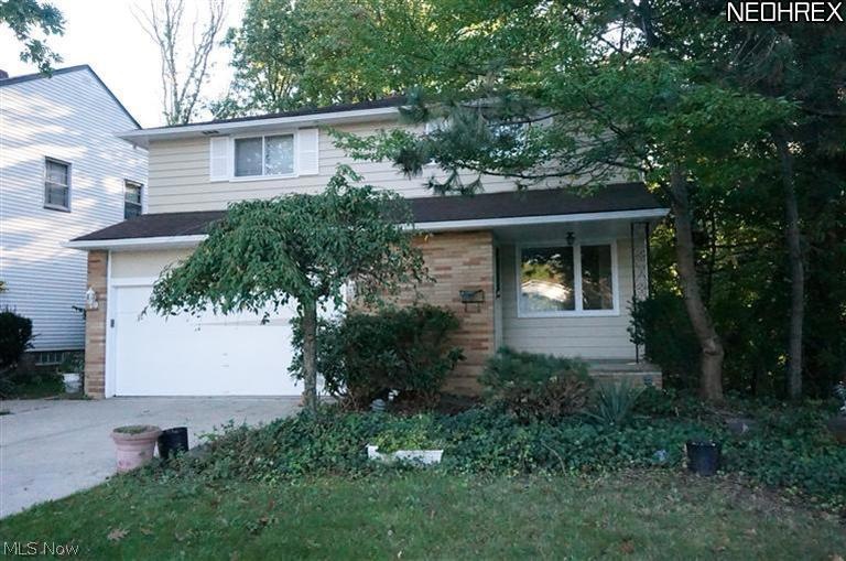 25141 Chatworth Dr, Euclid, OH 44117 - photo 1