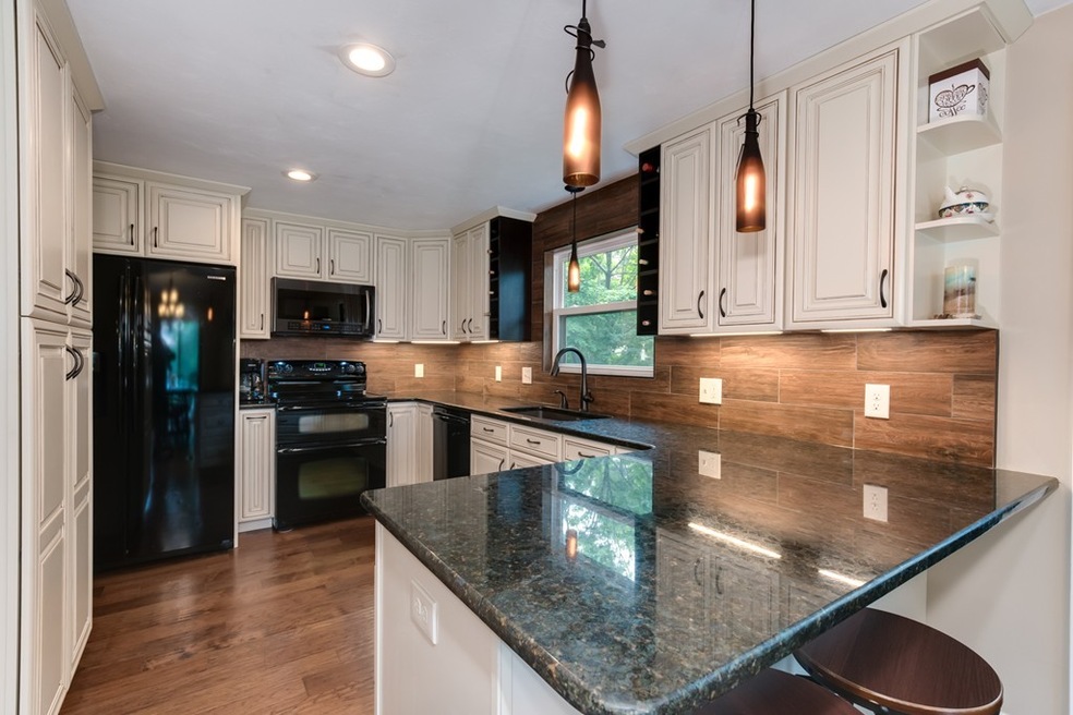 1 Hickory Ln, Webster, MA 01570 - photo 1