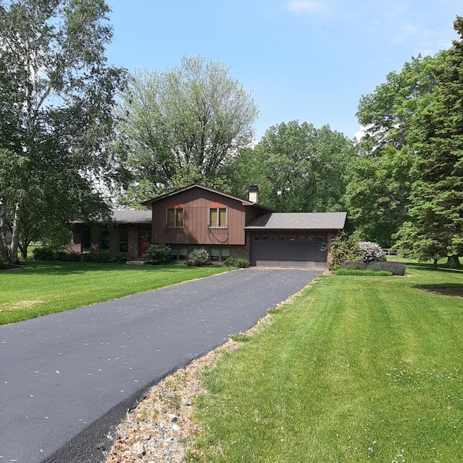 Sold $400,000 • Co-Listing Agent