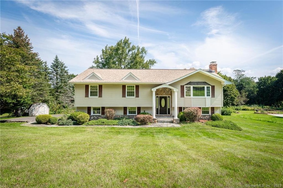 77 Obtuse Rd S, Brookfield, CT 06804 - photo 1