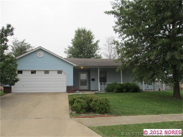 Very nice 3 bed 2 bath home.