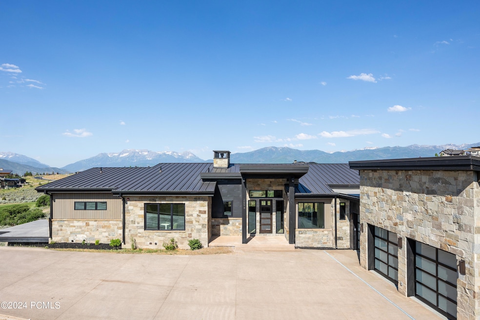 4-2694 E Boulder Top Loop